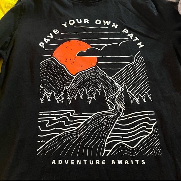 Bundle of 4 Boys George long sleeve graphic tees size 7-8 cotton play bright - Picture 4 of 14